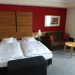 Roshop Szálloda 4*