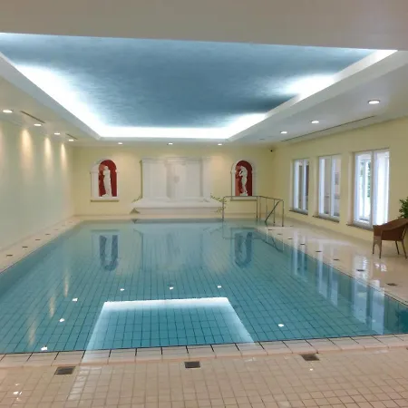 Roshop Otel 4*