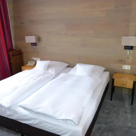 Roshop Hotel 4*
