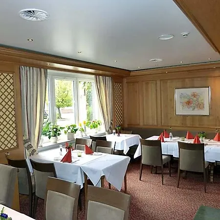 Roshop Hotel 4*
